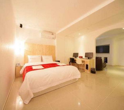 VIV Classic Hotel