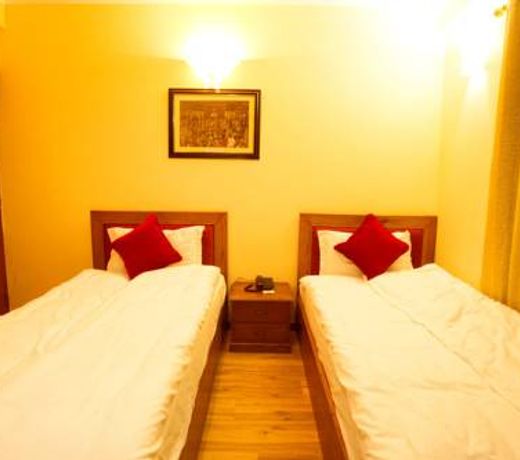 Royal Astoria Hotel