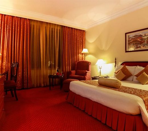 The Everest Hotel