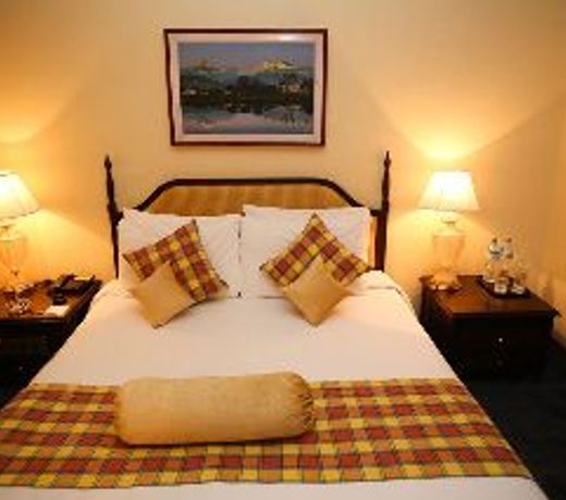 The Everest Hotel