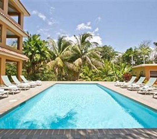 Las Palmas Inn