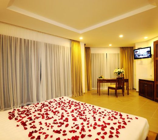 Unique Mui Ne Resort and Spa