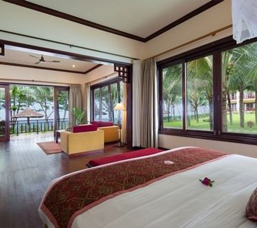Sunny Beach Resort & Spa