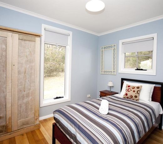 Bruny Island Escapes and Hotel Bruny