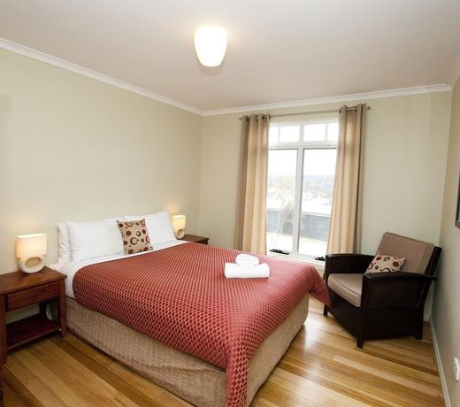 Bruny Island Escapes and Hotel Bruny