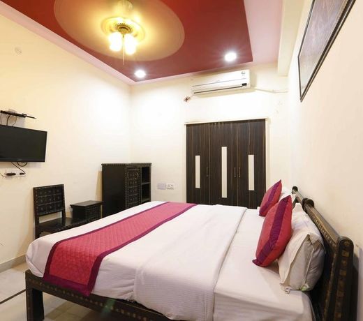 MEERA MAHAL HERITAGE