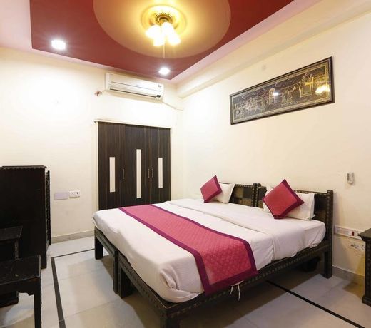 MEERA MAHAL HERITAGE