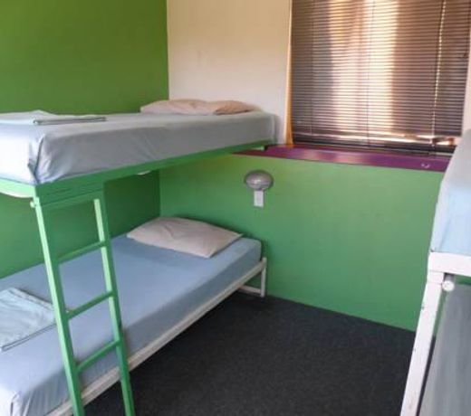 ANNIE'S PLACE BACKPACKERS