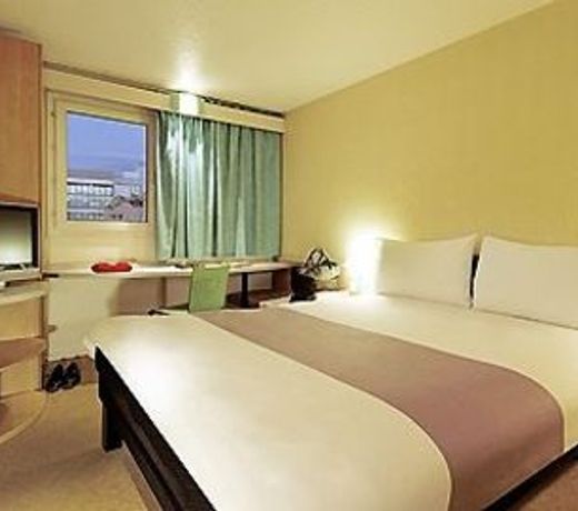 ibis Paris Gennevilliers