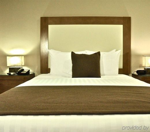Central Park Hotel & Casino