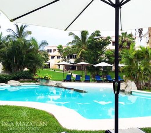 Isla Mazatlan Residence Club