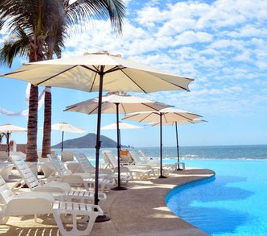 Park Royal Beach Mazatlán