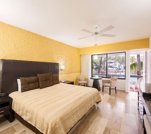 El Cid Marina Beach Hotel