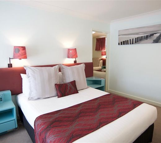 SureStay Hotel by Best Western The Clarence on Melville