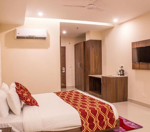 Hotel JSR Continental