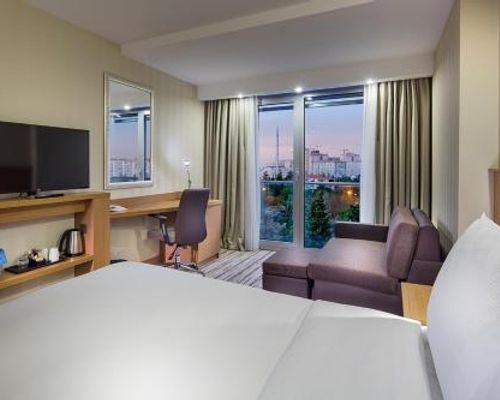 Hampton by Hilton Istanbul Atakoy - Бакыркёй - фото 1