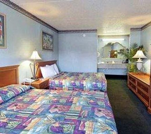 Days Inn by Wyndham Destin