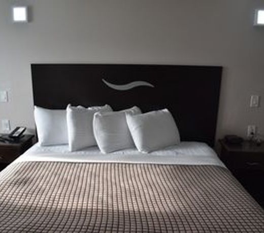 Destin Inn & Suites