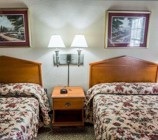 Econo Lodge near university Tallahassee downtown
