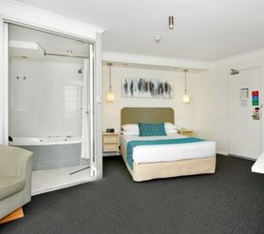 Atlantic Tower Motor Inn