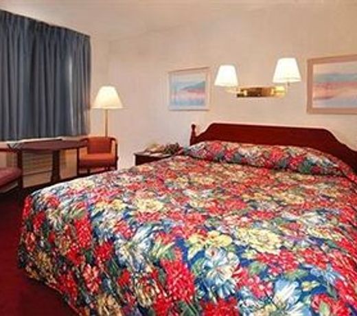 Baymont by Wyndham Lake George