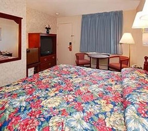 Baymont by Wyndham Lake George
