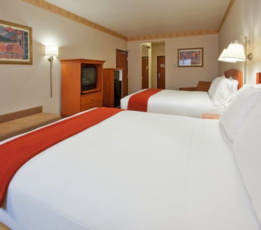 Holiday Inn Express Madera, an IHG Hotel