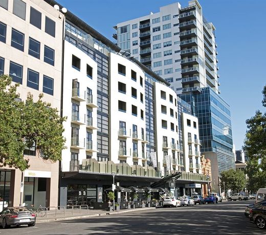 Mantra Hindmarsh Square