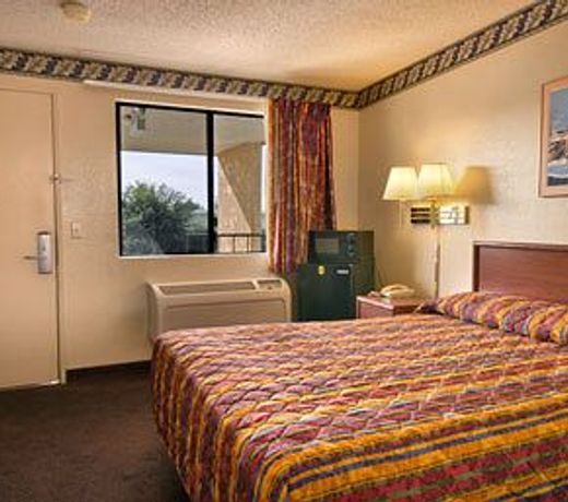 Knights Inn Madera