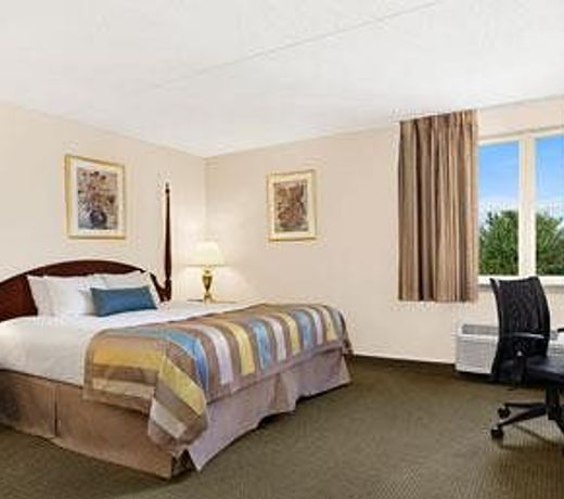 Days Inn by Wyndham Hershey