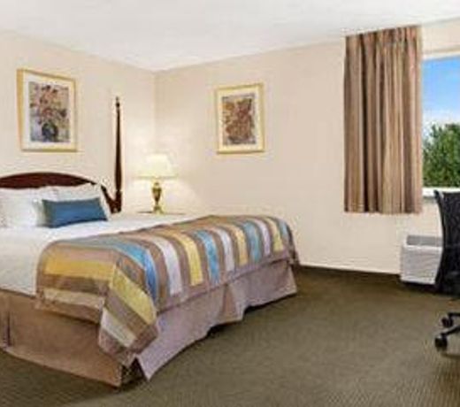 Days Inn by Wyndham Hershey