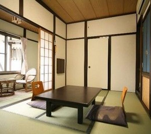Hidatakayama Futarishizuka Hakuun