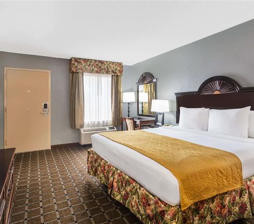 Baymont by Wyndham Mobile/Tillmans Corner