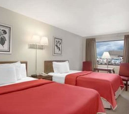 Travelodge by Wyndham Lafayette