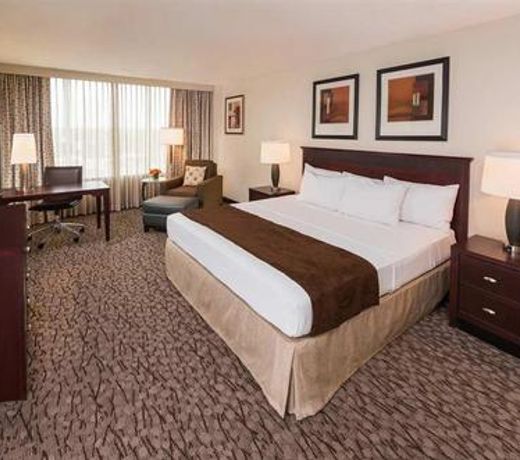DoubleTree by Hilton Lafayette