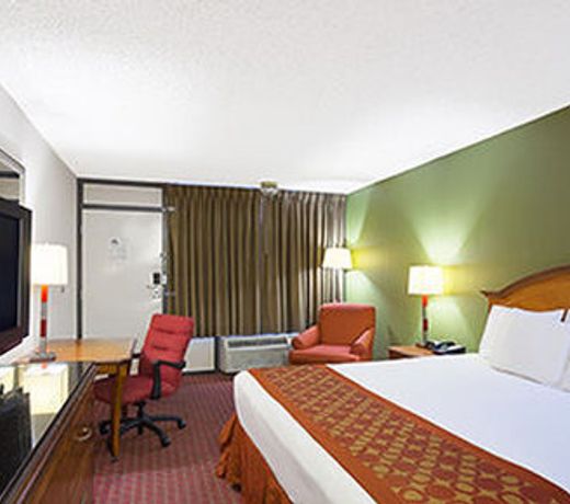 Days Inn by Wyndham Lafayette/University