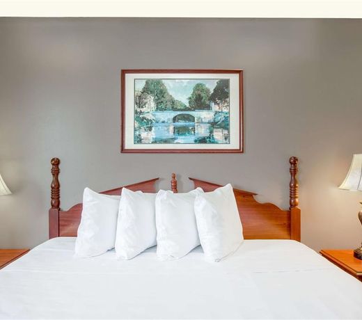 Baymont by Wyndham Lafayette Airport