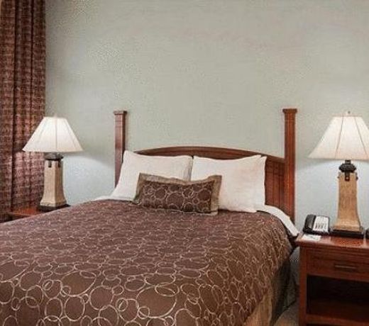 Staybridge Suites Lafayette-Airport, an IHG Hotel