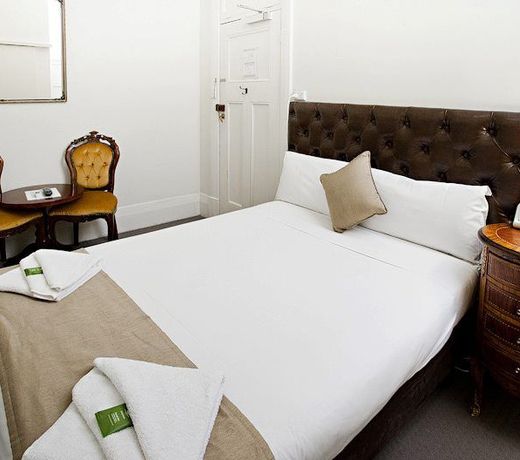 Ambassadors Hotel