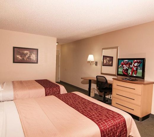 Red Roof Inn & Suites Pensacola East - Milton