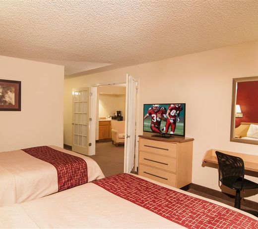 Red Roof Inn & Suites Pensacola East - Milton