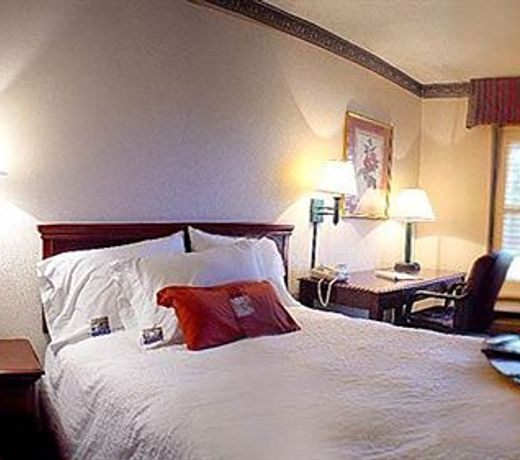 Days Inn by Wyndham Marianna