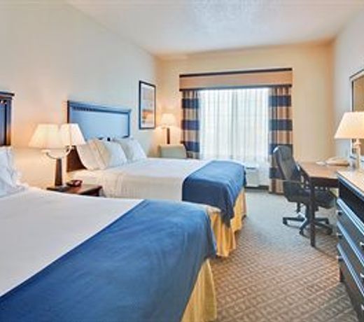 Holiday Inn Express Delano Highway 99, an IHG Hotel