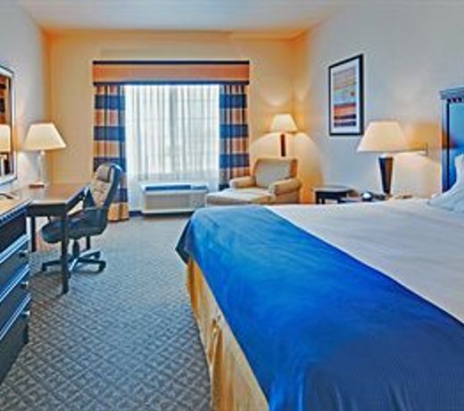 Holiday Inn Express Delano Highway 99, an IHG Hotel
