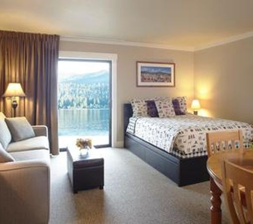 Donner Lake Village