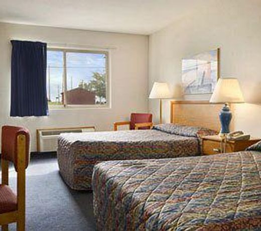Super 8 by Wyndham Middletown