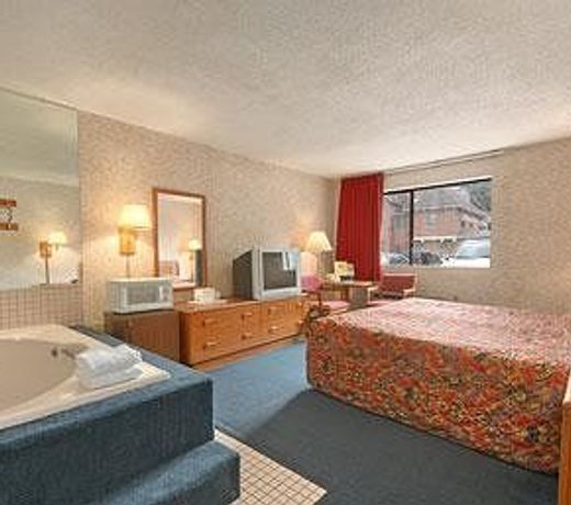Days Inn by Wyndham Auburn/Finger Lakes Region