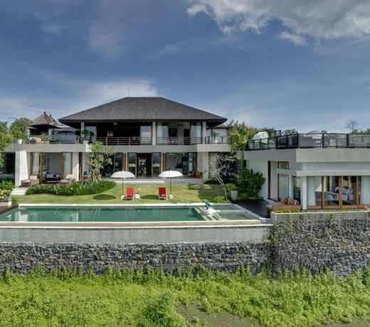 Villa Aiko