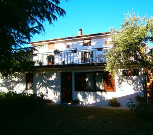 Villa Lucy
