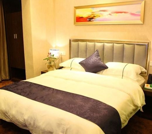 Futaifeng Shishang Hotel